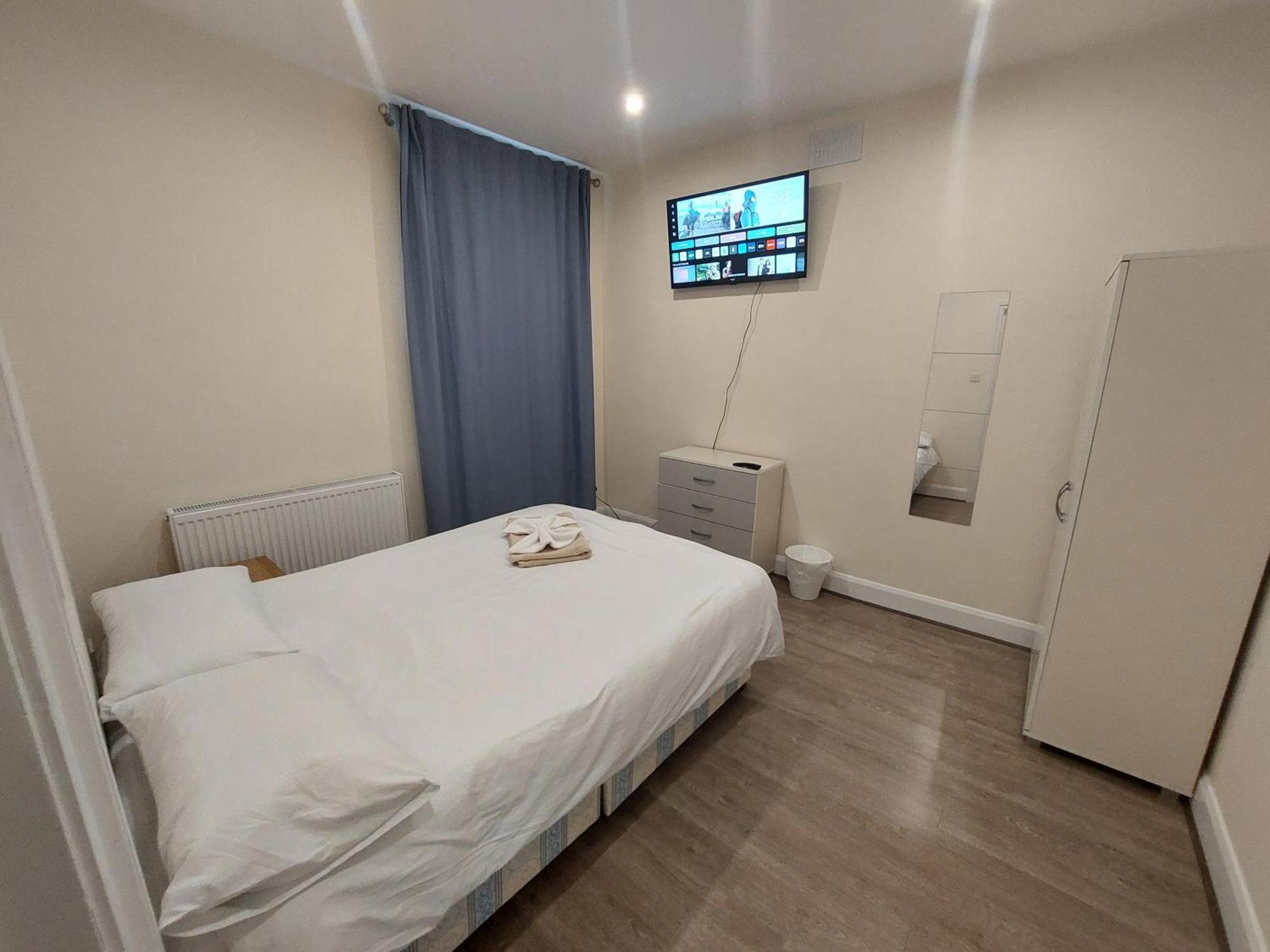 Family Friendly 3 Bedroom Flat Zone 2 - Children Stay Free! London Bagian luar foto